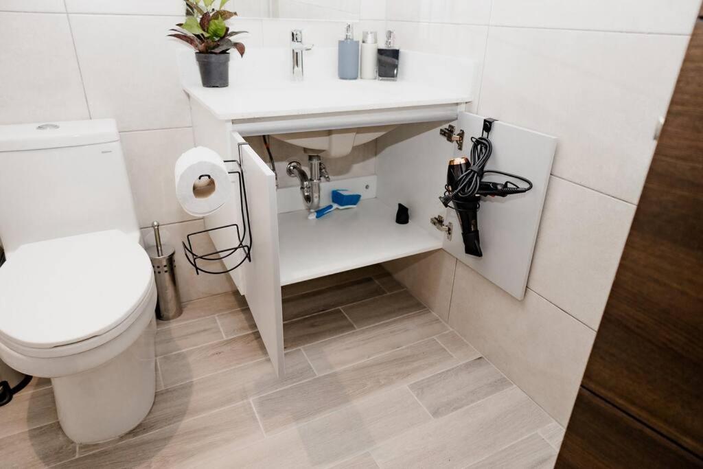 Apartamento De Lujo En Zona 10 Guatemala City Bagian luar foto