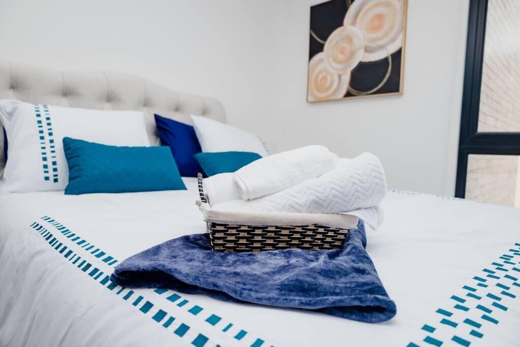 Apartamento De Lujo En Zona 10 Guatemala City Bagian luar foto