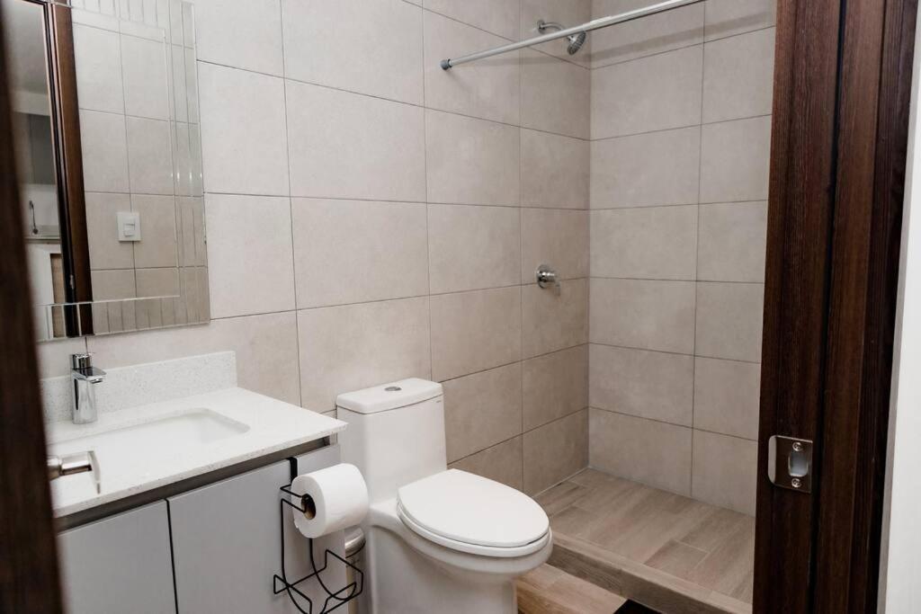 Apartamento De Lujo En Zona 10 Guatemala City Bagian luar foto