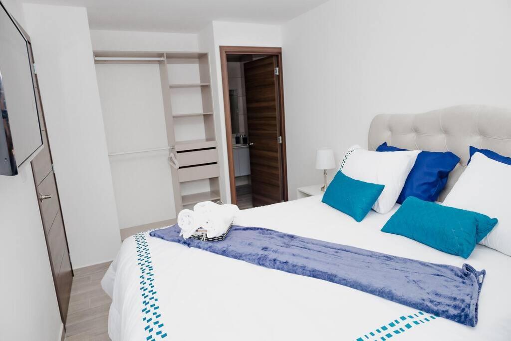 Apartamento De Lujo En Zona 10 Guatemala City Bagian luar foto